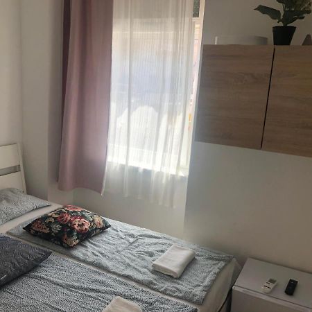 Bella Fiore Mini Rooms 3 Budapest Bagian luar foto